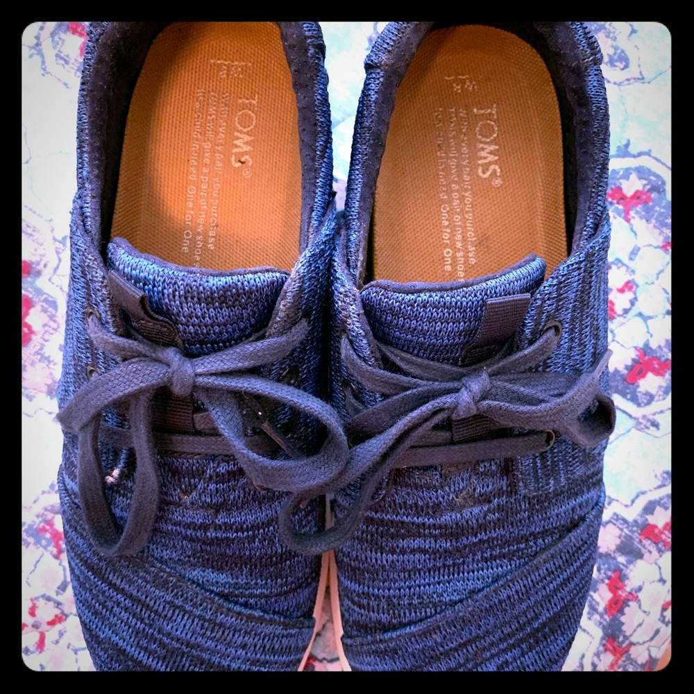 Womens Toms Tennis Shoes